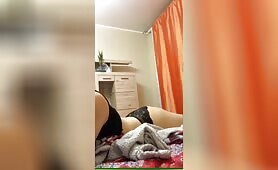 0052 Shameless Teen Shows Her Pussy On Periscope